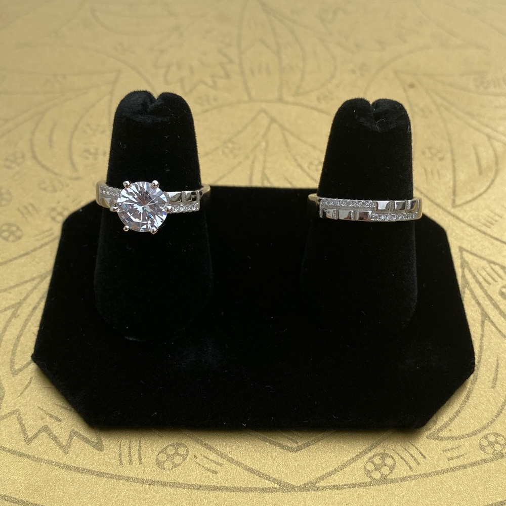 Wedding Ring Set Sterling Silver CZ circle Diamond Size 7